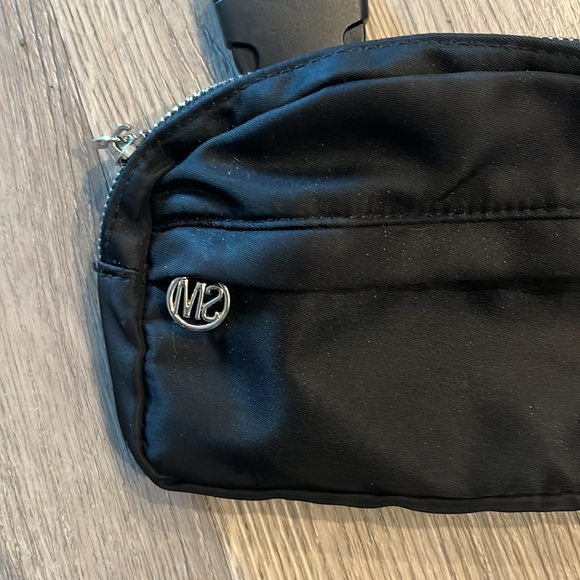 Steve Madden Fanny pack - Picture 3 of 4